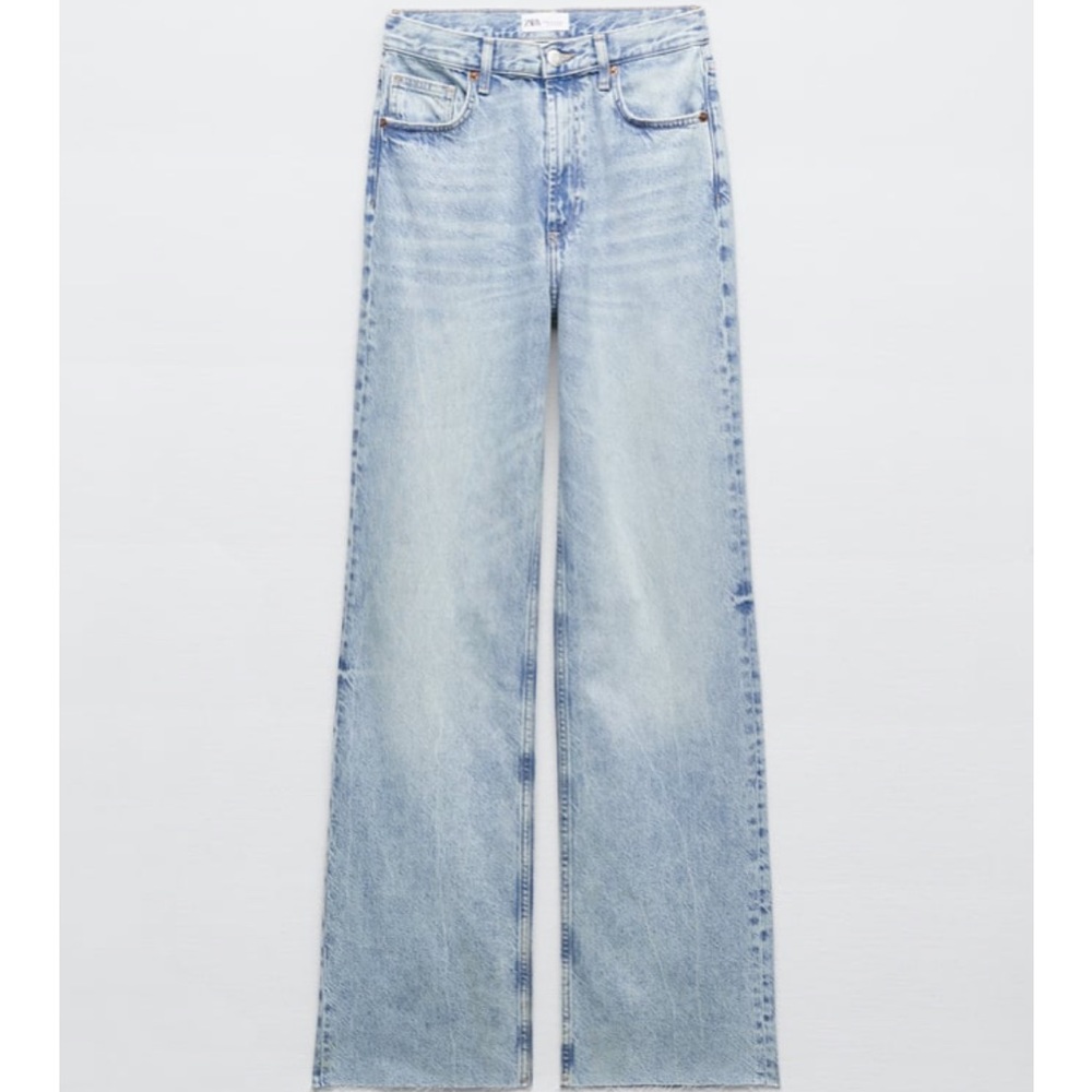Zara Light Wash Wide Leg Jeans